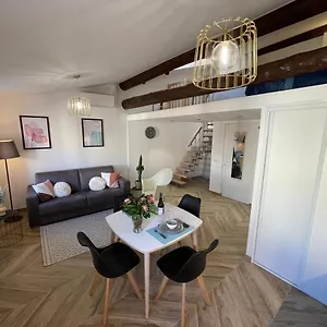 Renting - Massena - Loft - Heart Of Vieil - The Market With Sea View Apartment Antibes
